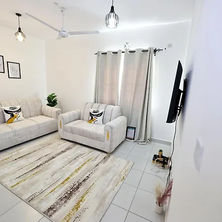 Mombasa 2 Brm Modern Apartment Buxton Point Exterior photo