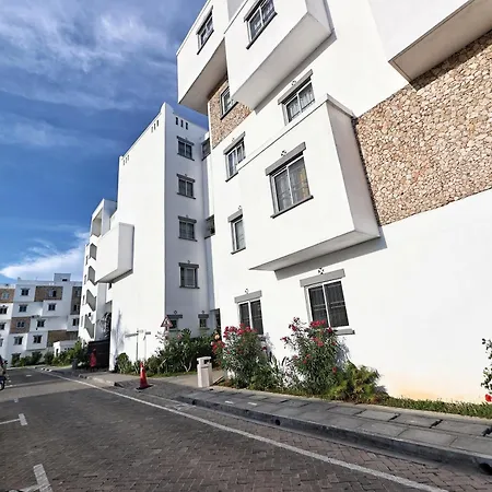 Mombasa 2 Brm Modern Apartment Buxton Point Exterior photo